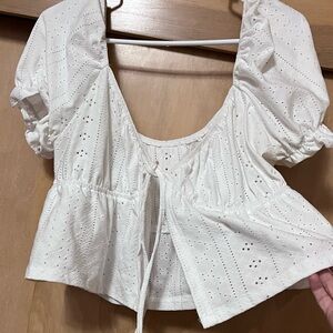 Shein curve 1x Cropped White Eyelet Puff Sleeve Top